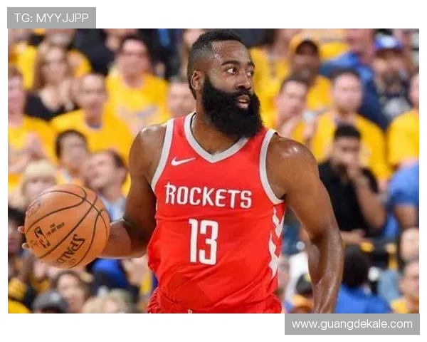 阿德本罗近期状态回暖,北京国安进攻端表现稳健 阿德本罗近期状态回暖,北京国安进攻端表现稳健